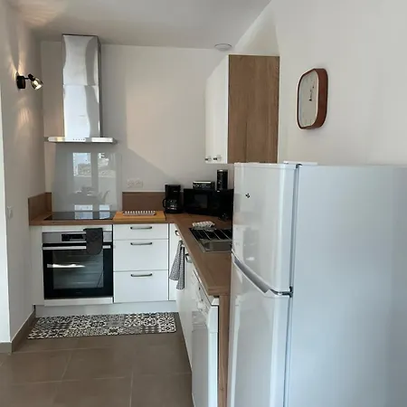 Apartment Pinede